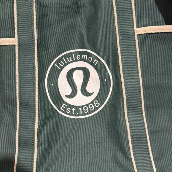 Lululemon Tote Bag - Picture 9 of 11